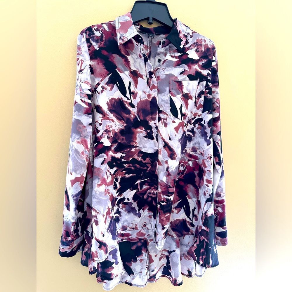 Simply Vera blouse size S